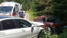 BOLU-SEBEN YOLUNDA KAZA: 2 YARALI