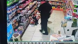 BOLU'DA MARKETTE YARAMAZ KARDEŞLERİN GÜLÜMSETEN ANLARI