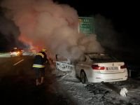 BOLU'DA OTOMOBİL BİR ANDA ALEV ALDI...