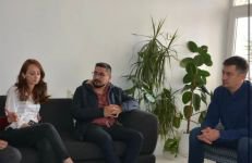 BURAK COP ÖĞRENCİSİN EVİNE MİSAFİR OLDU