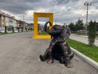 HEYKELLER YERİNE KONMAYA BAŞLADI