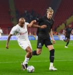 İZMİR’DE 3 PUAN KAÇTI