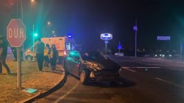 KIRMIZI IŞIKTA GEÇEN TIR OTOMOBİLİ TERS DÖNDÜRDÜ