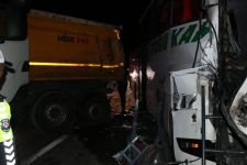 OTOYOLUN BOLU GEÇİŞİNDE CAN PAZARI... 18 YARALI