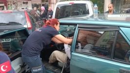 ŞOKA GİRDİ ARAÇTAN İNMEDİ