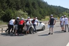 TANJU ÖZCAN'IN YÜRÜYÜŞÜ DEVAM EDİYOR...
