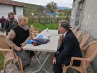 YAŞAR YÜCEER KÖY KÖY GEZİYOR