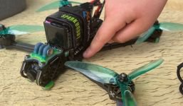 13 YAŞINDAKİ ÖĞRENCİLERİN HEDEFİ TEKNOFEST’TE ŞAMPİYON OLMAK... “KENDİMİZİ  UÇUYORMUŞ GİBİ HİSSETTİRİYOR”