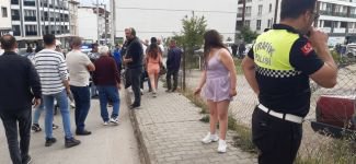 22 YAŞINDAKİ ALKOLLÜ SÜRÜCÜ ORTALIĞI BİRBİRİNE KATTI