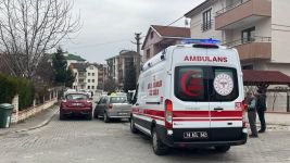 ARA SOKAKTA GÖRÜNMEZ KAZA