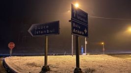 BOLU DAĞI GEÇİŞİNDE HAFİF KAR YAĞIŞI ETKİLİ OLUYOR