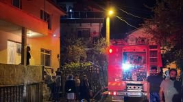 BOLU'DA 3 KATLI EVDE YANGIN PANİĞİ