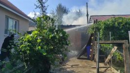 BOLU'DA AHŞAP BARAKA ALEV ALEV YANDI....