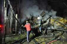 BOLU'DA ALEVLİ GECE… BİR AİLENİN HER ŞEYİ YANDI