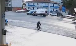 BOLU'DA AMBULANS İLE TİCARİ ARAÇ ÇARPIŞTI: 1 YARALI