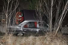 BOLU'DA KONTROLDEN ÇIKAN OTOMOBİL SU KANALINA UÇTU...