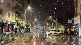 BOLU'DA LAPA LAPA KAR YAĞIŞI