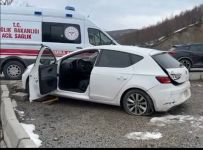 BOLU'DA OTOMOBİL İLE CİP ÇARPIŞTI: 3 YARALI