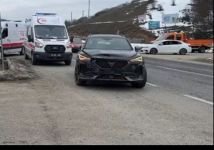 BOLU'DA OTOMOBİL İLE CİP ÇARPIŞTI: 3 YARALI