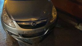 BOLU'DA TERS YÖNE GİRDİ... OLANLAR OLDU... 2 YARALI...