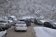 BOLU'NUN DOĞA HARİKASINI GÖRMEK İSTEDİLER: TRAFİK KİLİTLENDİ