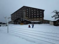 BOLU'NUN YÜKSEKLERİNDE KAR YAĞIŞI BAŞLADI...