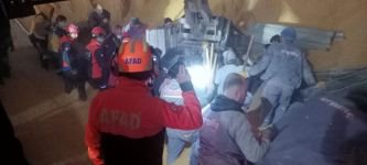 FECİ İŞ KAZASI: TONLARCA MISIRIN ALTINDA KALAN İŞÇİ ÖLDÜ