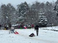GÖLCÜK'TE KAR YAĞIŞININ TADINI KAYARAK ÇIKARDILAR