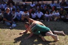 HACET BAYRAMINDA  İPLER GERİLDİ... JANDARMA KAVGAYI ÖNLEDİ