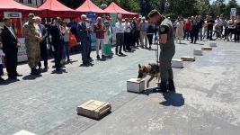 HASSAS BURUNLU “HERA” HÜNERLERİNİ SERGİLEDİ