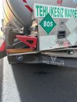 HURDAYA  DÖNEN OTOMOBİLDEN BURNU BİLE KANAMADAN ÇIKTI