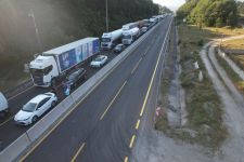 KAZA SONRASI BOLU DAĞI’NDA KİLOMETRELERCE ARAÇ KUYRUĞU OLUŞTU