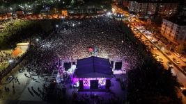 MAHŞERİ KALABALIK... BOLU MELEK MOSSO'YU KUCAKLADI