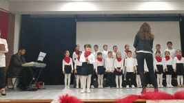 MİNİKLERDEN MUHTEŞEM GÖSTERİ