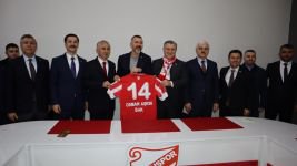 OSMAN AŞKIN BAK'TAN BOLU'YA YENİ STAT MÜJDESİ “BOLU’NUN SPOR ŞEHRİ OLMASI İÇİN ÇOK BÜYÜK ADIMLAR ATACAĞIZ”