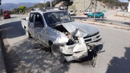 OTOMOBİL İLE PİKAP ÇARPIŞTI: 1 YARALI