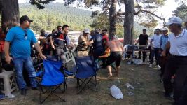 PEHLİVANIN İŞ KAZASI RAKİBİ YERİNE VATANDAŞI YERE SERDİ