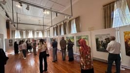 SANATSEVERLER BU SERGİDE BULUŞTU