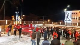 VATANDAŞLAR ŞEHİTLER İÇİN YÜRÜDÜ