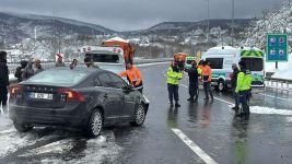 10 ARAÇ BİRBİRİNE GİRDİ, 10 KİŞİ YARALANDI....