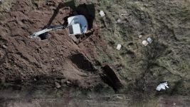 200 MEZAR BAŞKA YERE NAKLEDİLİYOR