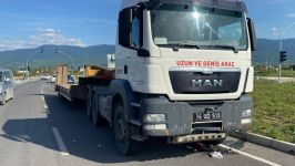 BİSİKLETLİ GENÇ TIRIN ALTINA GİRDİ, ÖLÜMDEN DÖNDÜ...