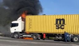 BOLU'DA BİR TIR ALEV ALEV YANDI...