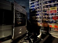 BOLU'DA FECİ KAZA, 16 KİŞİ YARALANDI....