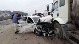 BOLU'DA FECİ KAZA... TRAKTÖRÜN DİNGİLLERİ KOPTU... 2 YARALI