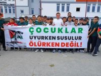 BOLU'DA LİSE ÖĞRENCİLERİNDEN FİLİSTİN'E DESTEK