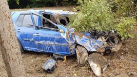 BOLU'DA TARLAYA UÇAN OTOMOBİL HURDAYA DÖNDÜ...