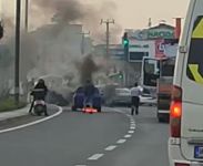 BOLU'DAN SAKARYA'YA GİDEN OTOMOBİL, ALEV TOPUNA DÖNDÜ