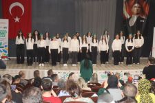 BU ÇOCUKLAR GELECEĞİMİZ... MİLLİ EĞİTİM AĞAÇ YETİŞTİRİR GİBİ İŞLİYOR...