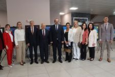 BU ÇOCUKLAR GELECEĞİMİZ... MİLLİ EĞİTİM AĞAÇ YETİŞTİRİR GİBİ İŞLİYOR...